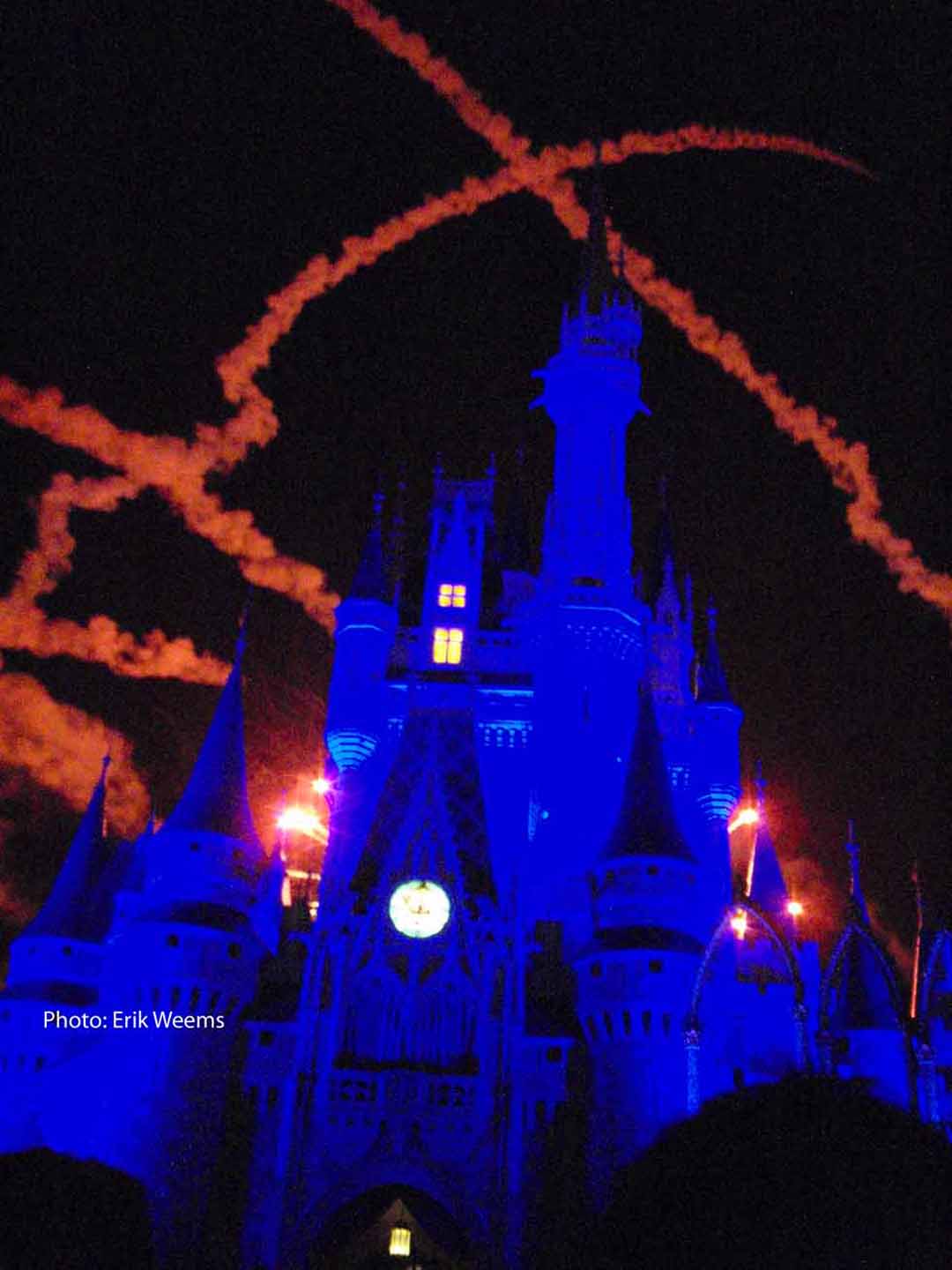 Fireworks in the sky at Walt Disney World in FLorida