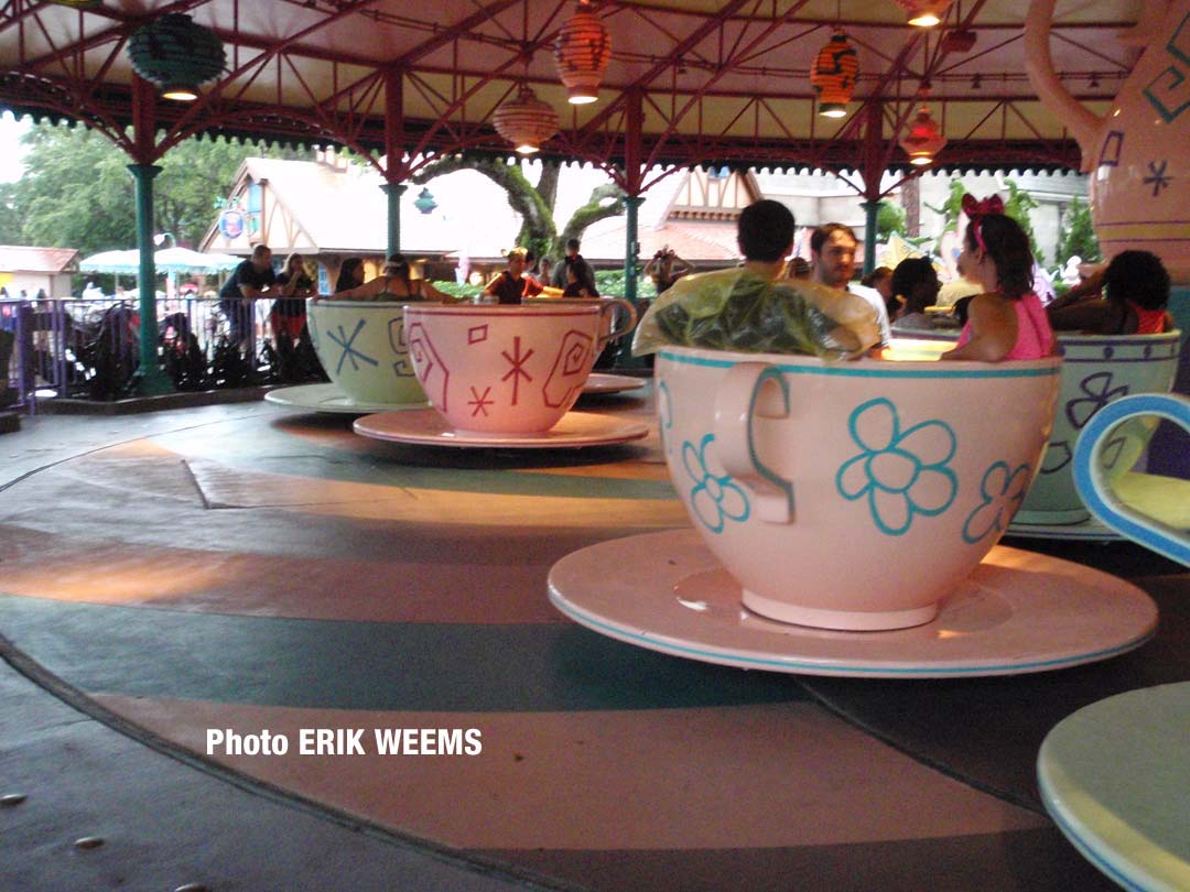 Teacups Twirling